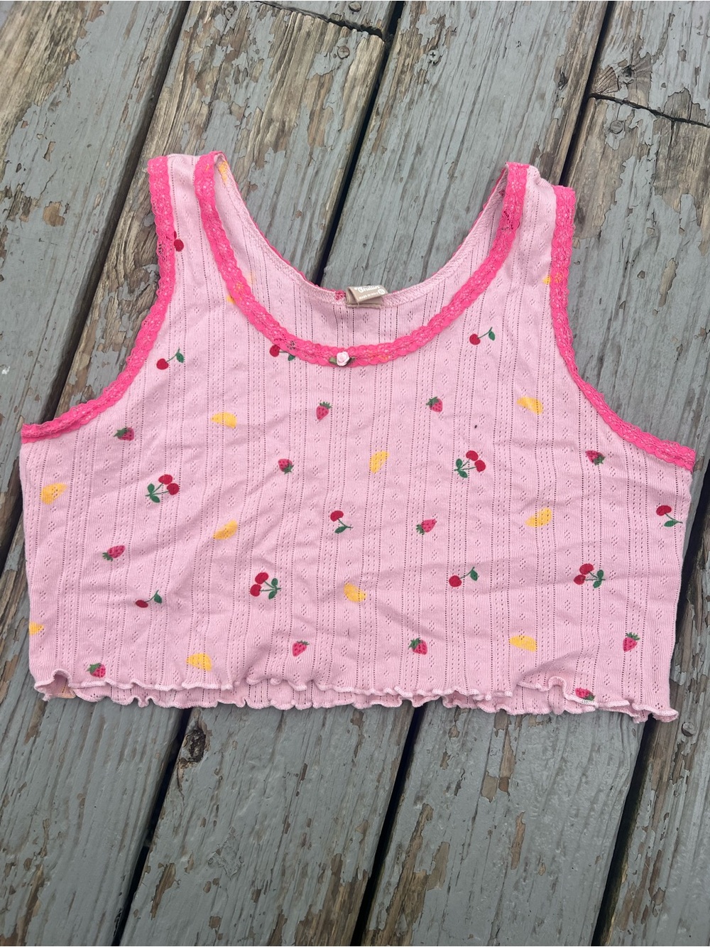 Messy Bun - Pink Fruit-Print Cropped Tank Top with Lace Trim xl cotton